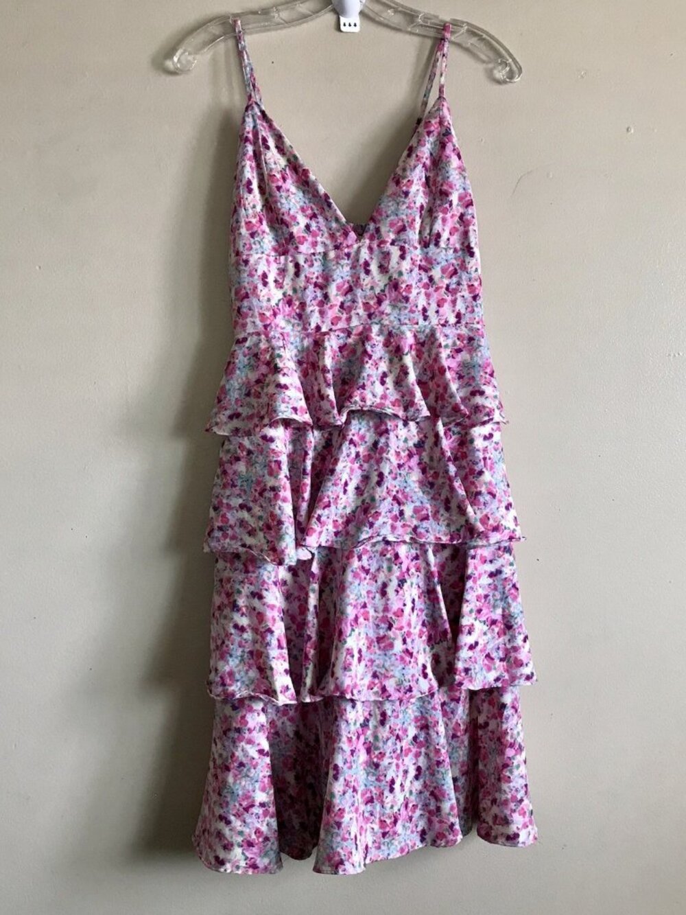 Fanco‎ Floral Ruffle Mini Dress Medium Pink Tiered V Neck Spaghetti Strap NEW